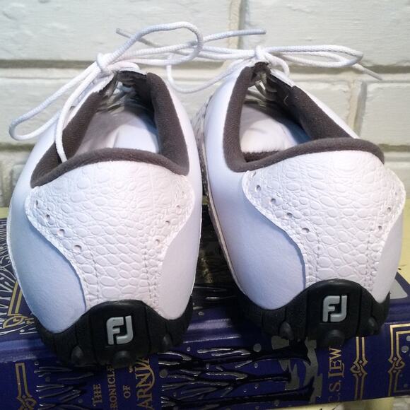 FootJoy LoPro Women's Golf Cleats White Size 10W 93925 - Picture 4 of 6